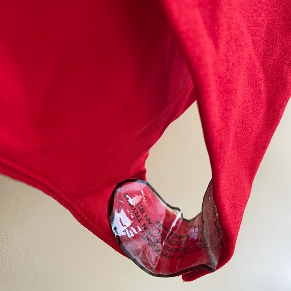 NWT (L) Tiger mist red ruched bodysuit adjustable straps tie front halatian - Picture 9 of 12